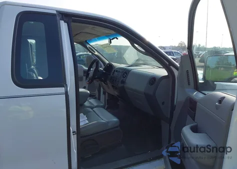 2006 Ford F-150 Stx/Xl/Xlt z USA, uszkodzony, nr VIN 1FTRF12226KD98027